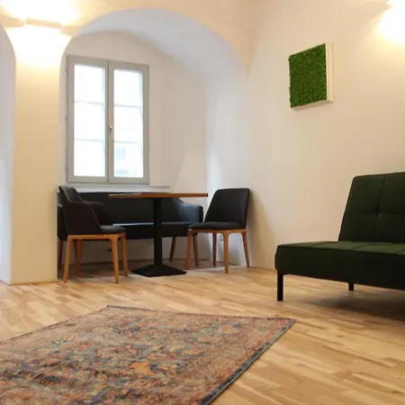 Alpena Homes, Altstadt, Zentrum, Kueche * Linz